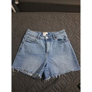 H&M Women's Jean Shorts Size 10 Cut Offs Distressed High Rise Med Wash Denim NWT